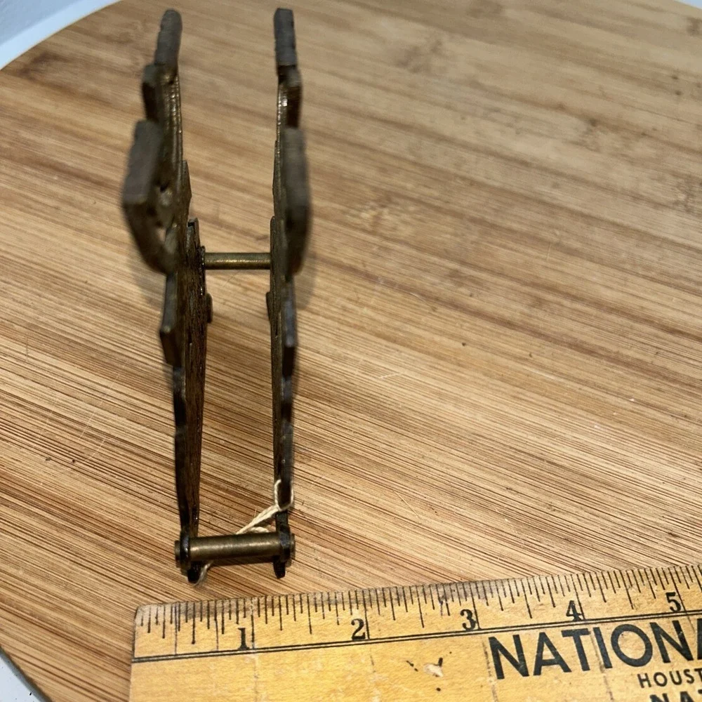 Shalom Israel Mid Century Souvenir Metal Napkin Holder‎ Matzoh